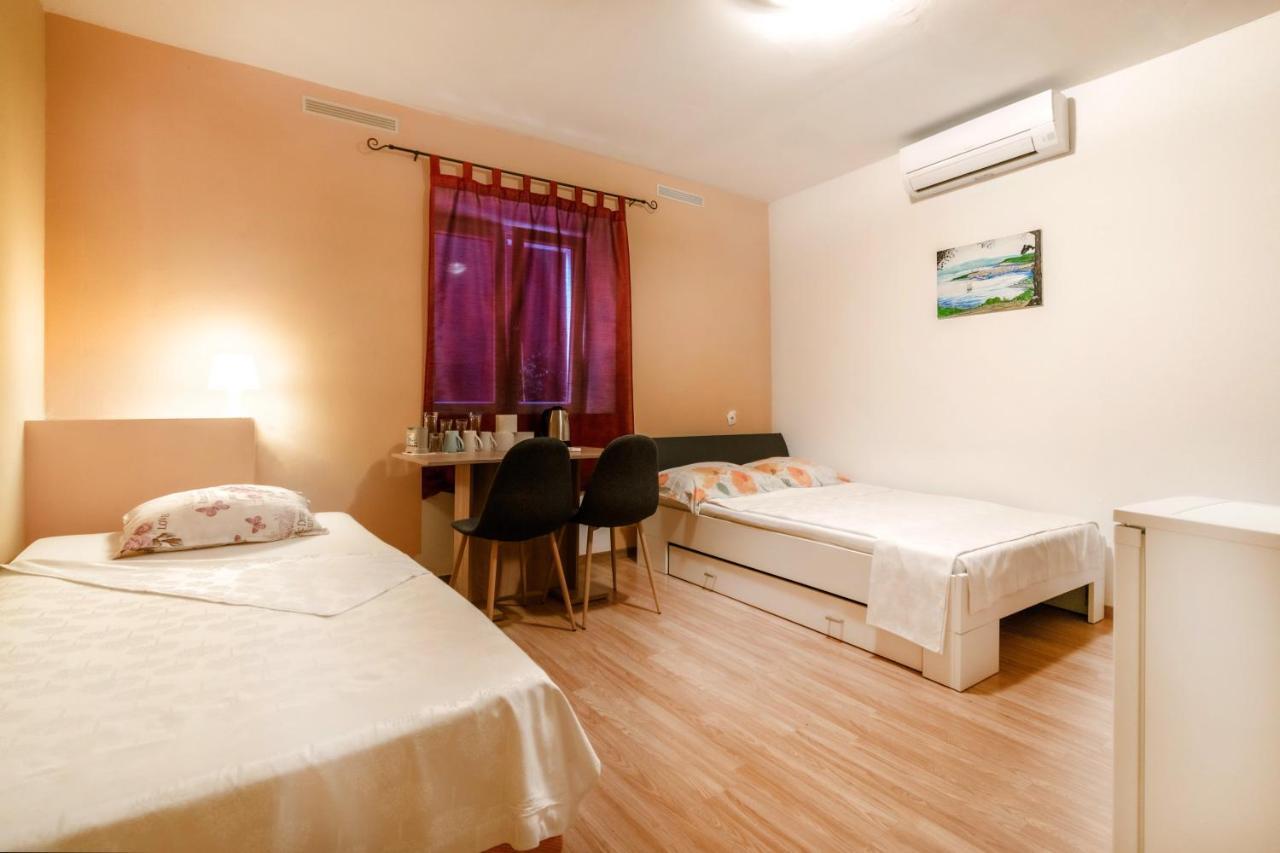 Hostel Martin Koper Zimmer foto