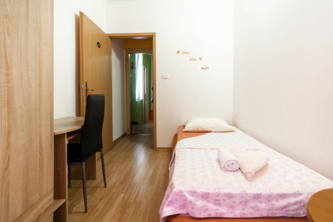 Hostel Martin Koper Zimmer foto