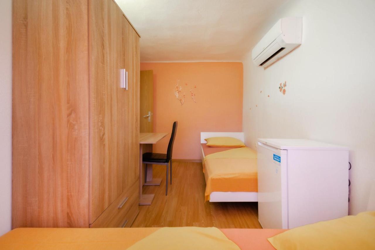 Hostel Martin Koper Zimmer foto
